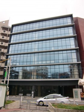 西日本新聞天神南ビルの外観主画像