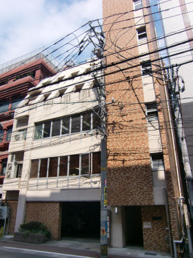 雁林ビルの外観主画像