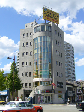 成城ビルの外観主画像