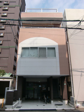 フラットコモンドの外観主画像