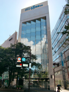 シティ18ビルの外観主画像