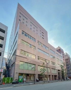 八百治センタービルの外観主画像