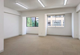 葵ビルの補足画像1