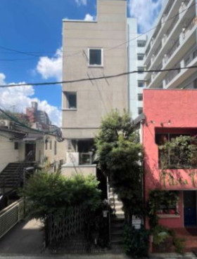 アデカッツビルの外観主画像