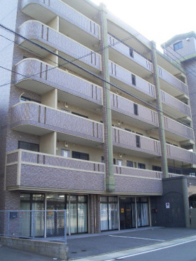 K-3ビルの外観主画像