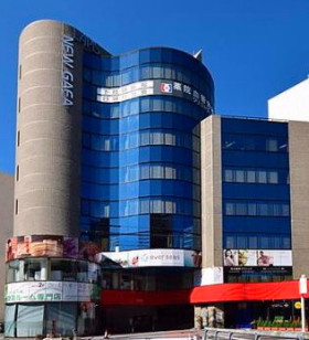 ｵﾌｨｽﾆｭｰｶﾞｲｱLAPIS薬院の外観主画像