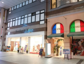 新市街プラザビルの外観主画像