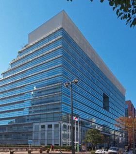 アクロス福岡の外観主画像