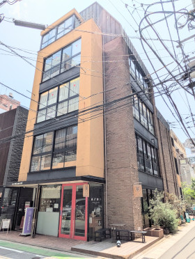 バルビゾン99の外観主画像