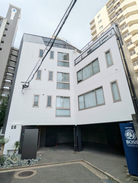 那の川創電ビルの外観主画像